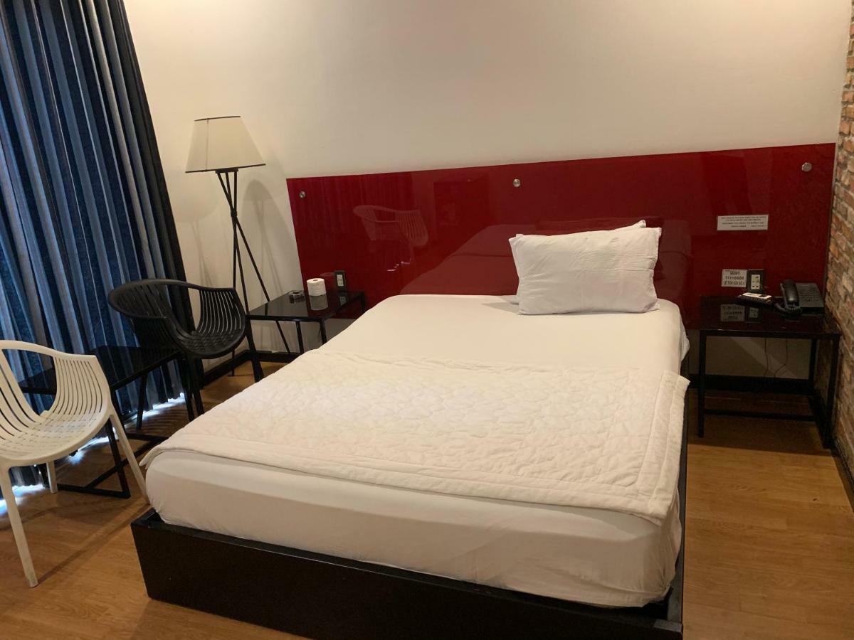 Gia Huyen Hotel Ho Chi Minh City Bagian luar foto
